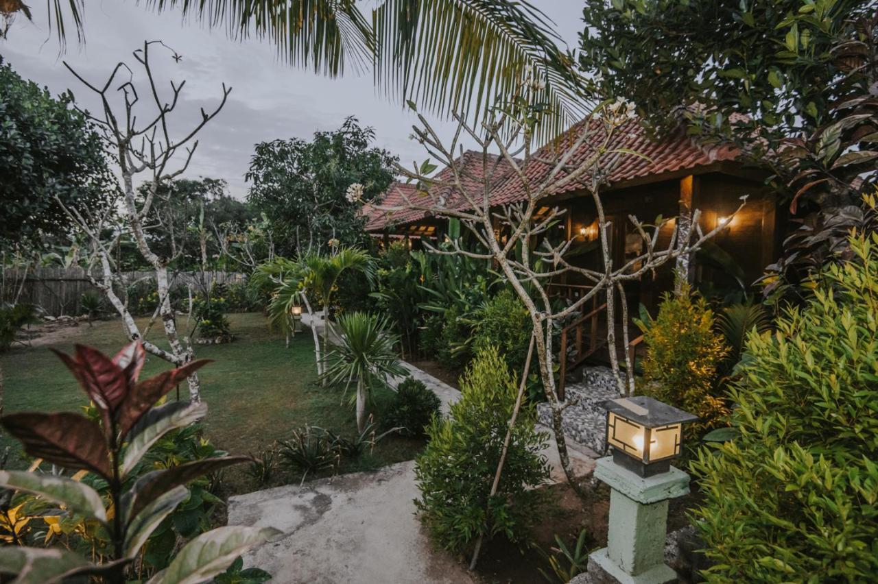Апартаменти Nerima Hut Lembongan Нуса-Лембонган Екстер'єр фото