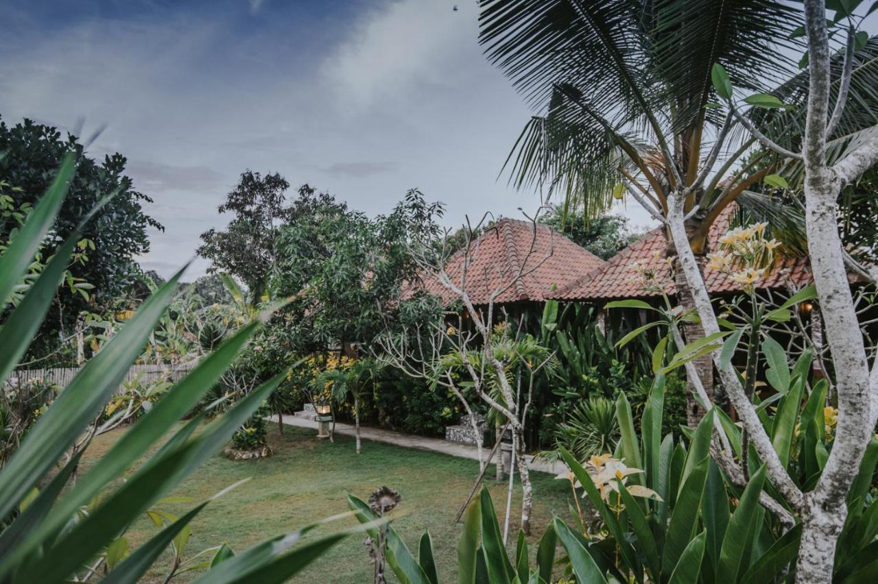 Апартаменти Nerima Hut Lembongan Нуса-Лембонган Екстер'єр фото