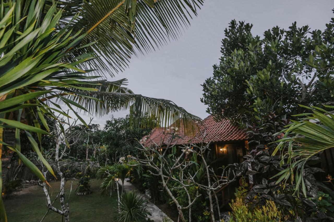Апартаменти Nerima Hut Lembongan Нуса-Лембонган Екстер'єр фото