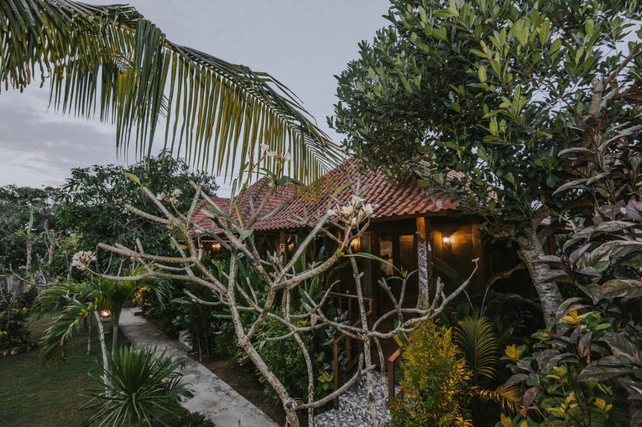 Апартаменти Nerima Hut Lembongan Нуса-Лембонган Екстер'єр фото