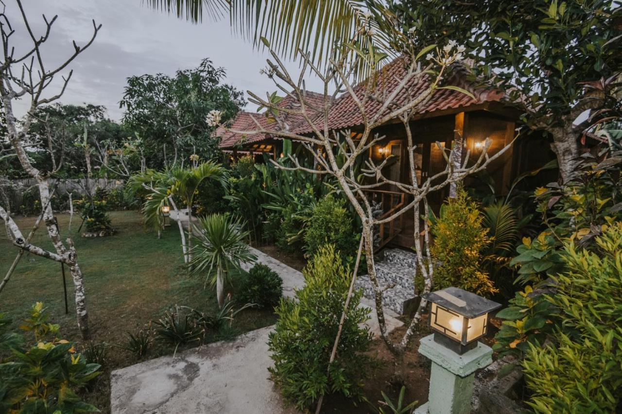 Апартаменти Nerima Hut Lembongan Нуса-Лембонган Екстер'єр фото