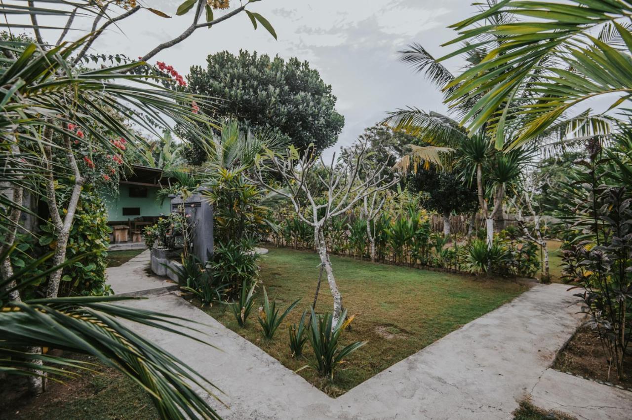 Апартаменти Nerima Hut Lembongan Нуса-Лембонган Екстер'єр фото