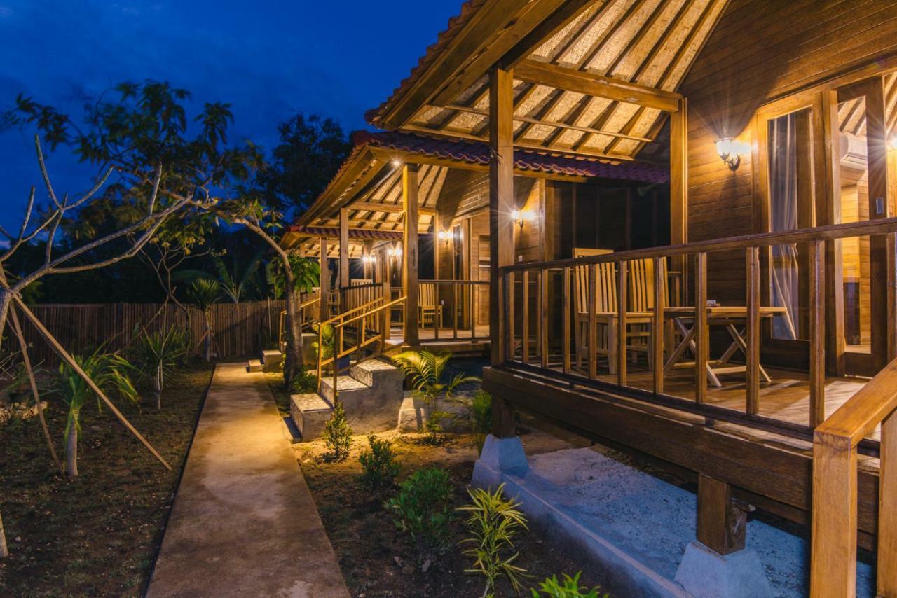 Апартаменти Nerima Hut Lembongan Нуса-Лембонган Екстер'єр фото